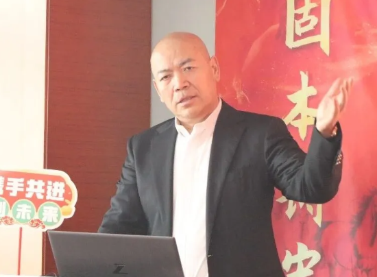 营销之道：卖产品、卖自己、卖品牌