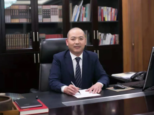 坚持共赢原则  深入推进二次创业